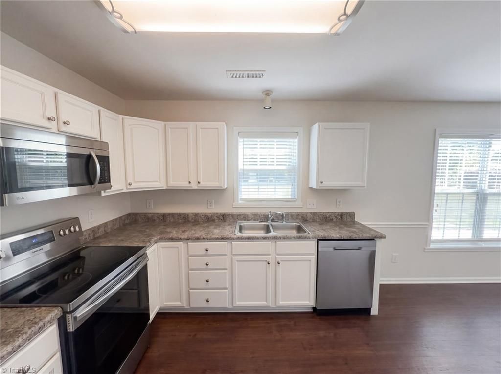 Photo of 314 Hartman Branch Lane, Winston-Salem, NC 27127 (MLS # 1217534)