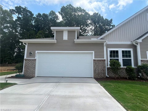 Homes For Sale - 826 Hanford Landing Drive<br/> Alamance County, Graham, NC 27253