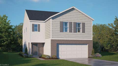 Homes For Sale - 114 Beechwood Circle<br/> Thomasville, NC 27360