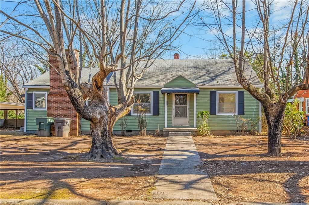 Photo of 2021 Cannon Avenue, Winston-Salem, NC 27105 (MLS # 1208288)