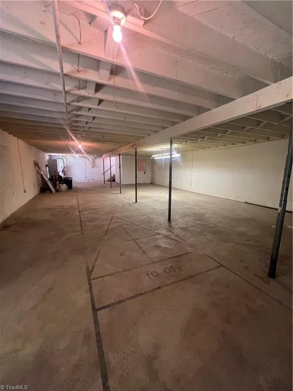 12 Crutchfield Avenue, photo 4 of 5