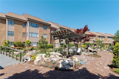 Condo For Sale - 3201 Bermuda Village Vlg<br/> Bermuda Run, NC 27006