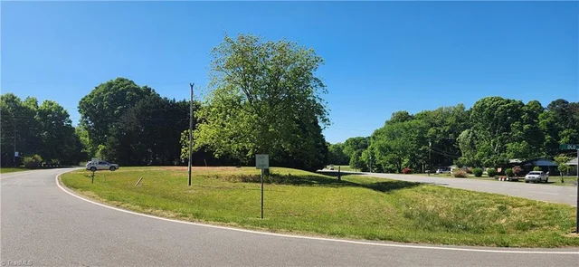 2493 Old Highway 21, photo 4 of 14