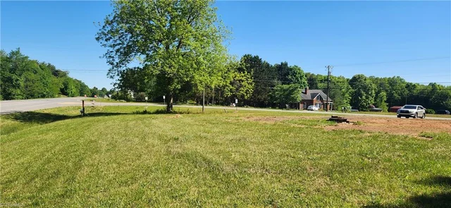 2493 Old Highway 21, photo 5 of 14