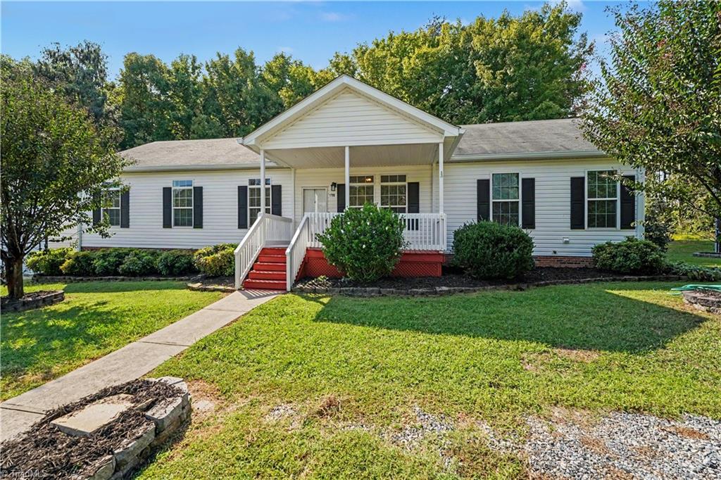 Photo of 1706 Whites Mill Road, High Point, NC 27265 (MLS # 1236799)