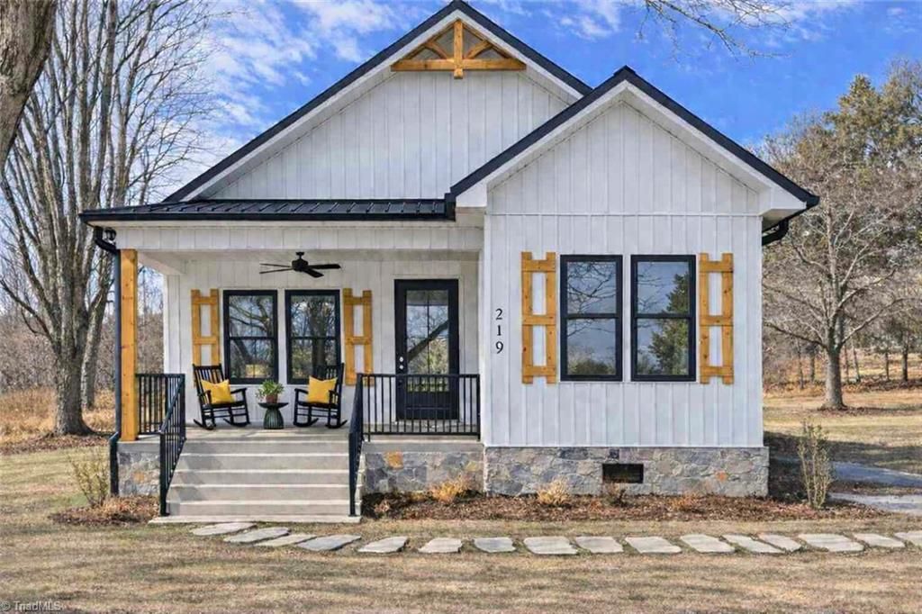 Photo of 219 Grayson Street, Sparta, NC 28675 (MLS # 1212409)