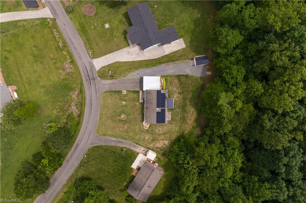 224 Delaware Avenue, Mount Airy, North Carolina image 36