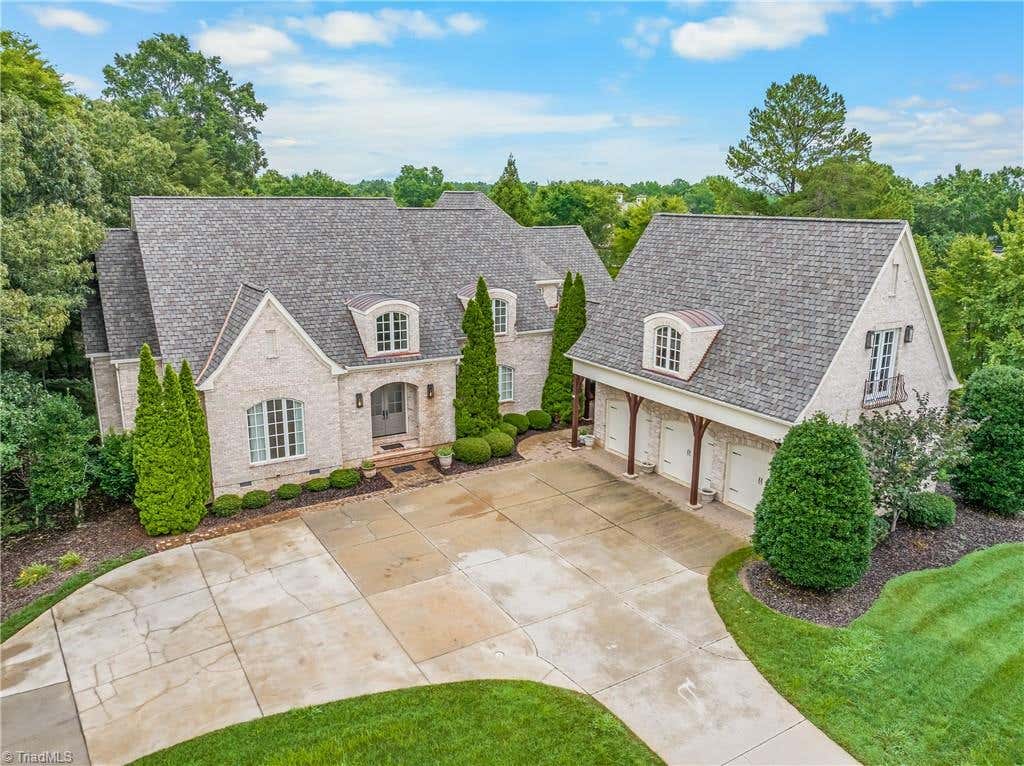 Photo of 164 N Emily Court, High Point, NC 27265 (MLS # 1229195)