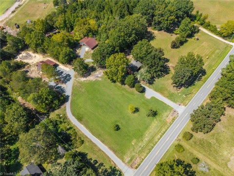 Homes For Sale - 6120 Liberty Road<br/> Julian, NC 27283