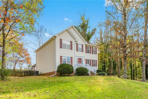 A home in Kernersville