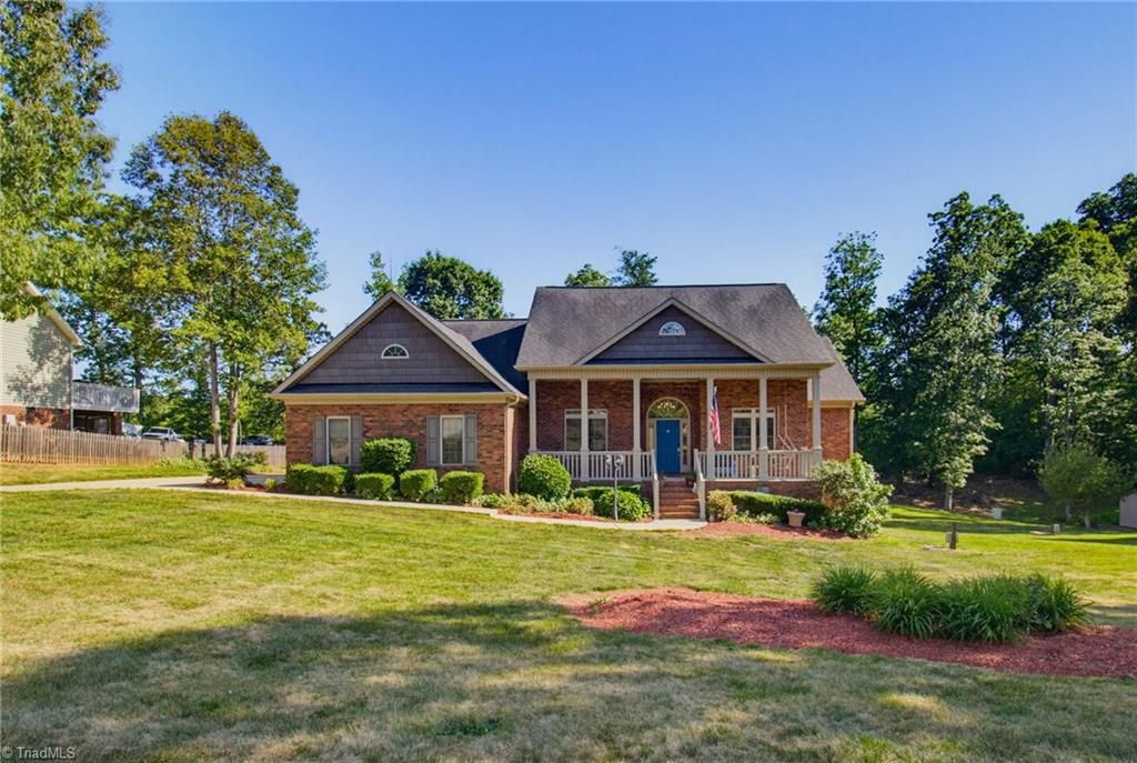 Photo of 5567 Friendship Glen Drive, Browns Summit, NC 27214 (MLS # 1219960)