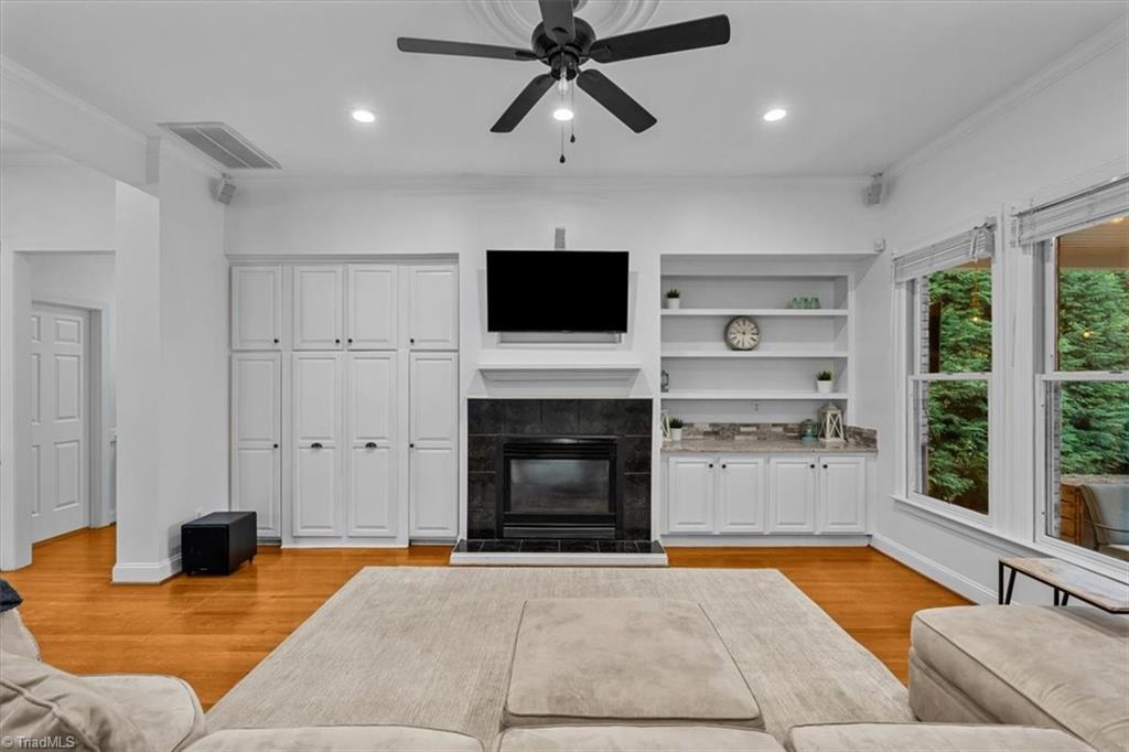 1792 Ridge Oaks Drive