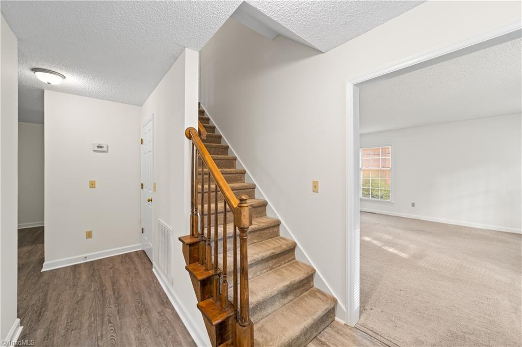 Winston-Salem, North Carolina 27104, United States, 4 Bedrooms Bedrooms, ,3 BathroomsBathrooms,Residential,Active,185638