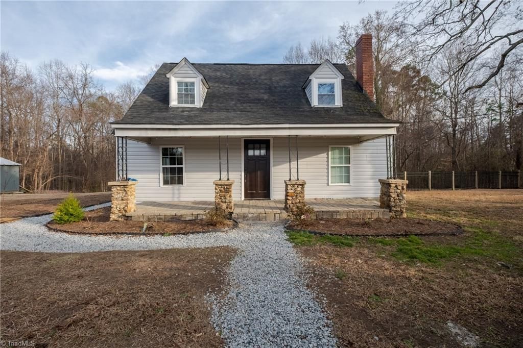 Photo of 3408 Dillon Road, Jamestown, NC 27282 (MLS # 1212301)