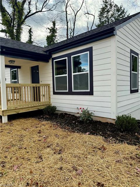 A home in Pfafftown