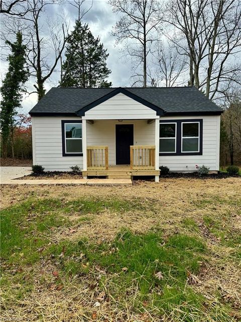 A home in Pfafftown