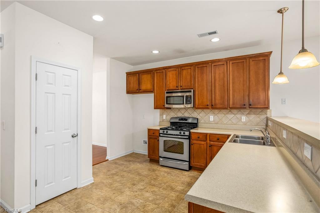 1550 Country Lane, Kernersville, North Carolina image 4