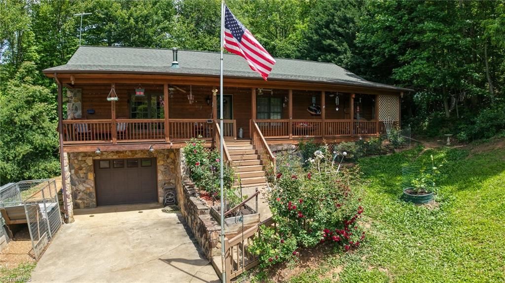 Photo of 160 Shepherds Pass, Moravian Falls, NC 28654 (MLS # 1218768)