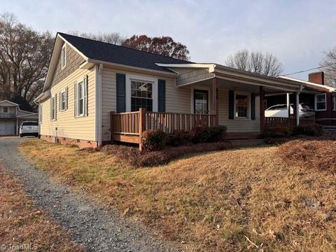 Homes For Sale - 7630 Broad Street<br/> Forsyth County, Rural Hall, NC 27045