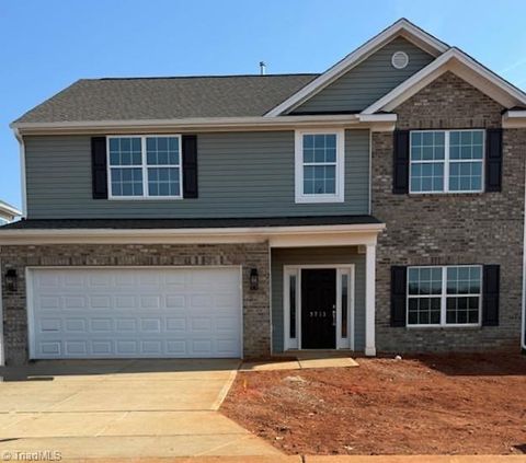 Homes For Sale - 3713 Contimental Square #369<br/> Forsyth County, Kernersville, NC 27284