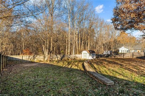 A home in Kernersville