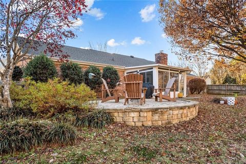 A home in Kernersville