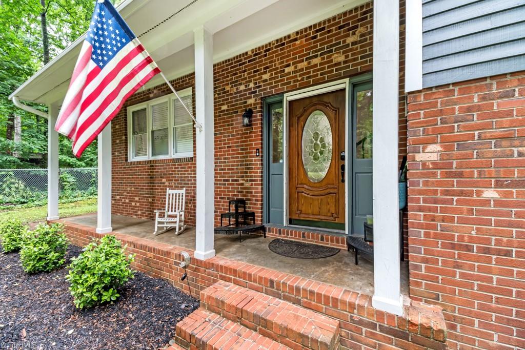 240 Creekwood Drive, Advance, North Carolina image 2