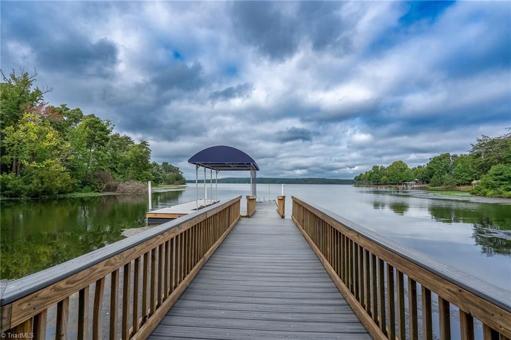 Photo of 139 Deerfield Lane, New London, NC 28127 (MLS # 1193395)