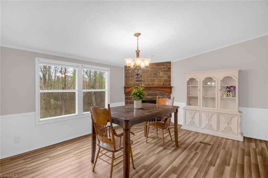 211 Falling Brook Road, Stokesdale, North Carolina image 8
