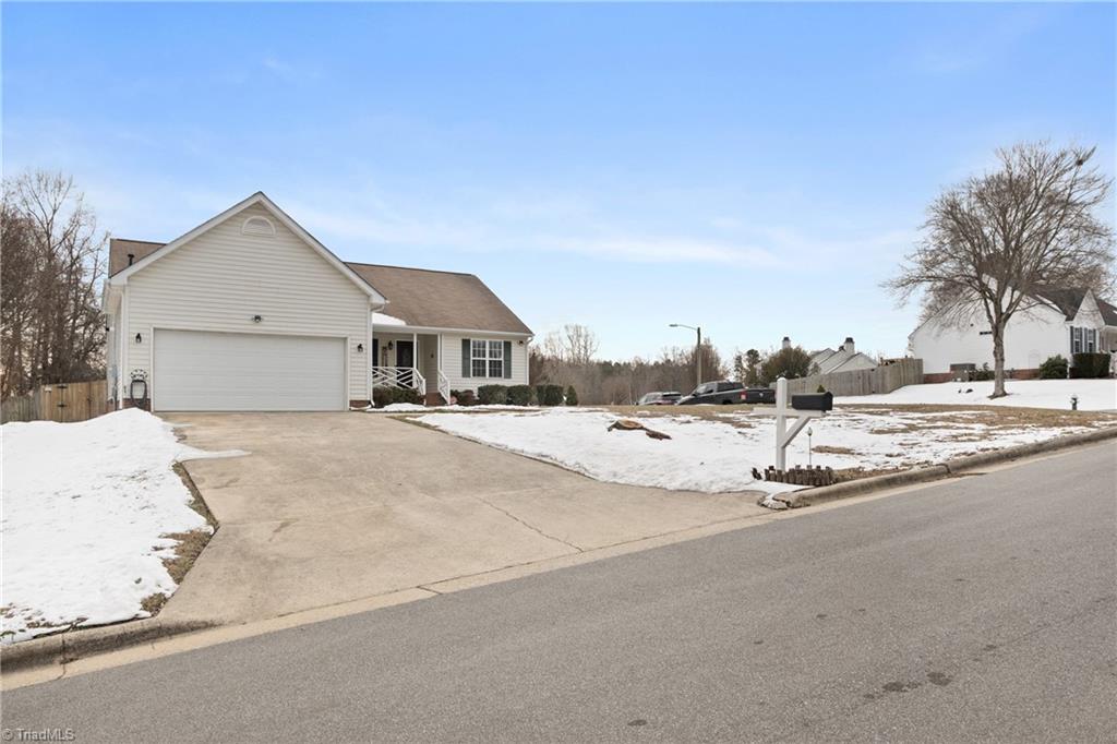 5800 Edgebrook Court