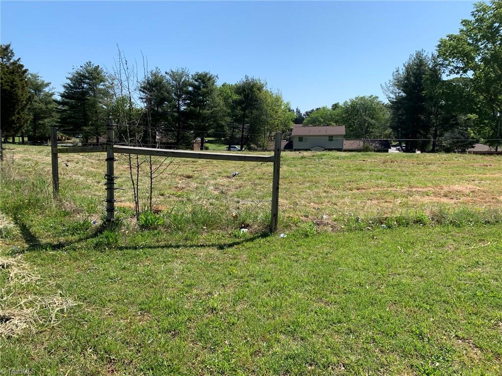 Vance Street Extension, Reidsville, North Carolina image 9