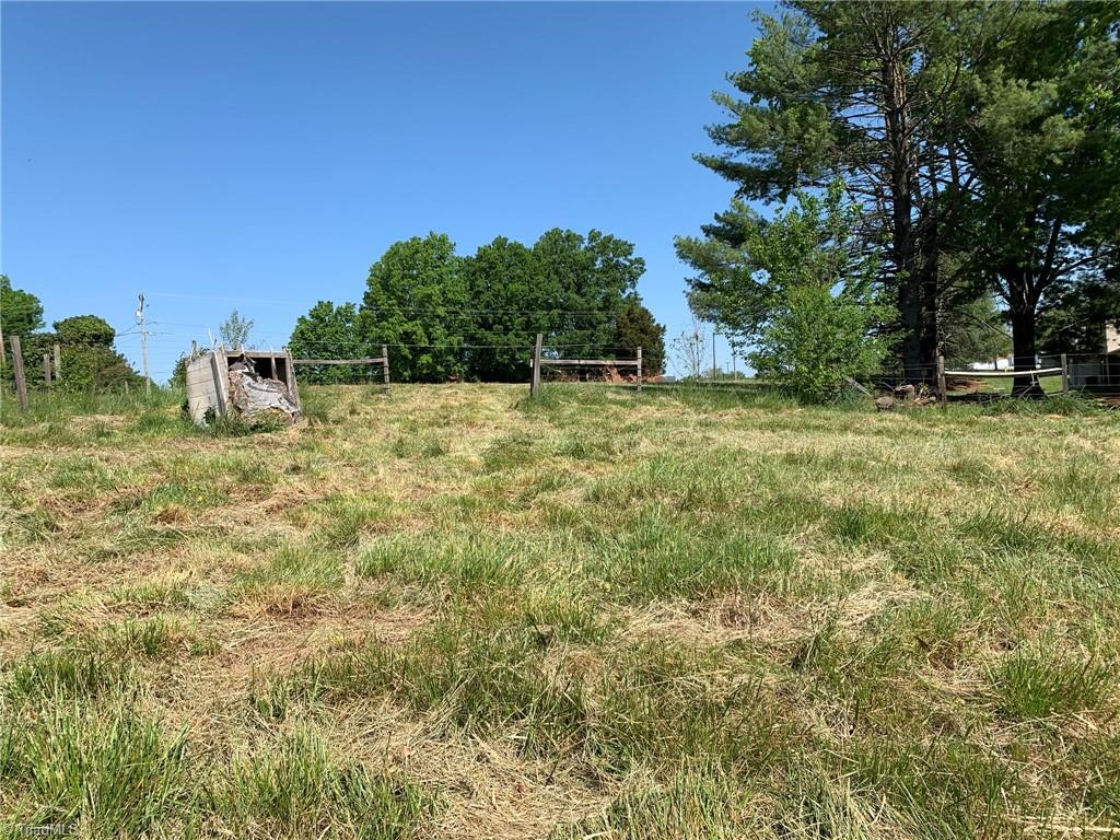 Vance Street Extension, Reidsville, North Carolina image 28