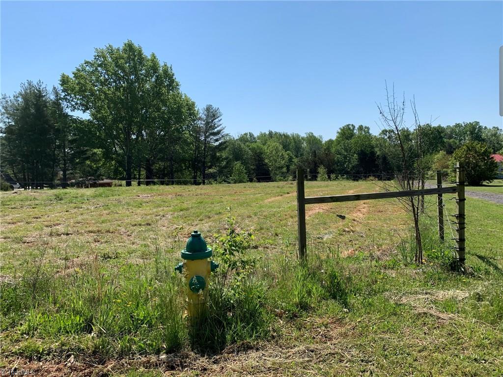 Vance Street Extension, Reidsville, North Carolina image 10