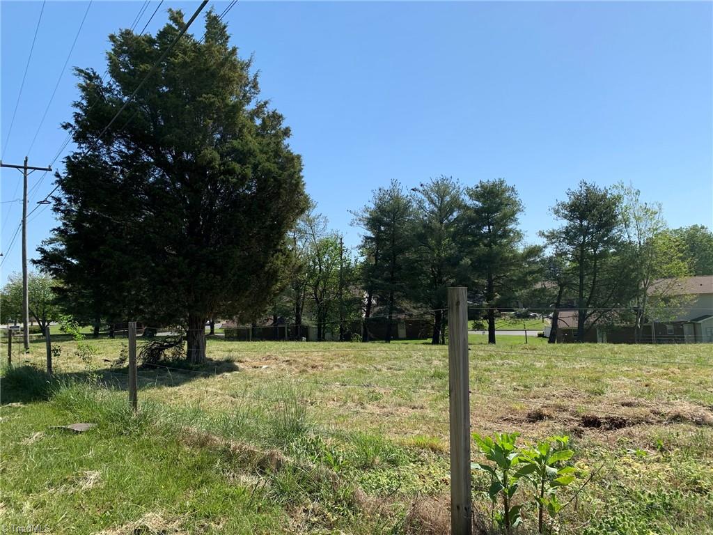 Vance Street Extension, Reidsville, North Carolina image 13