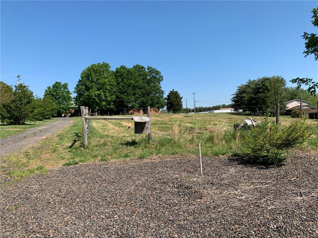 Vance Street Extension, Reidsville, North Carolina image 32