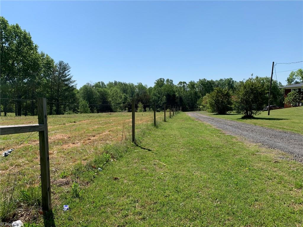 Vance Street Extension, Reidsville, North Carolina image 16