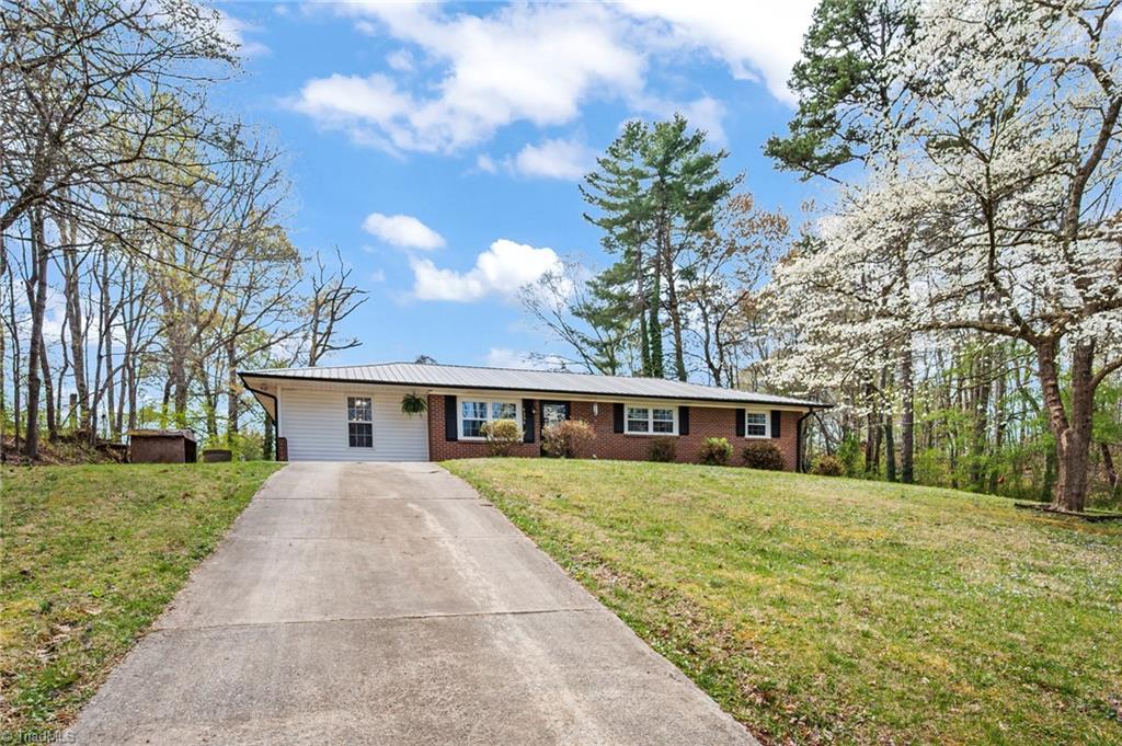 4334 Wesmar Drive, Pfafftown, North Carolina image 7