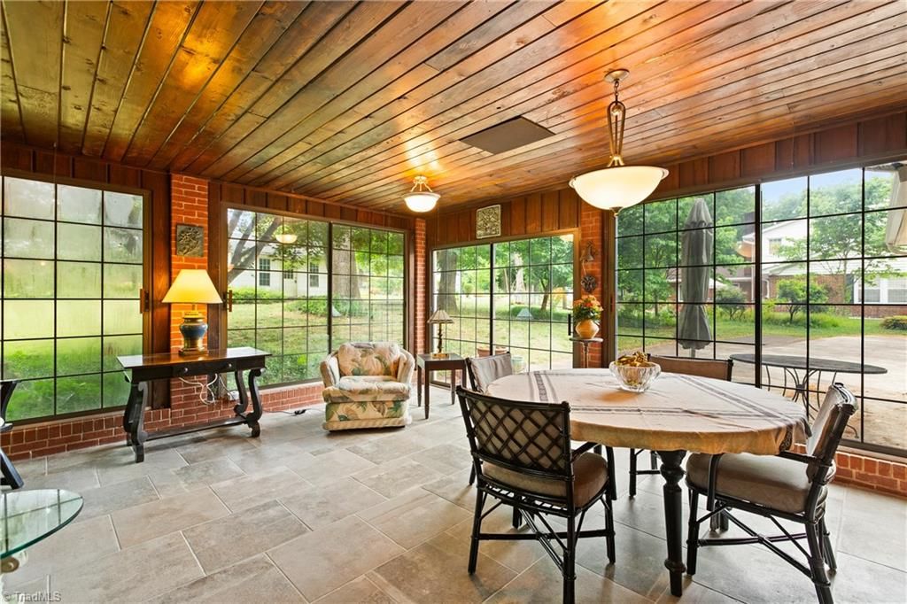 Photo of 907 Branchwood Drive, Kernersville, NC 27284 (MLS # 1218364)