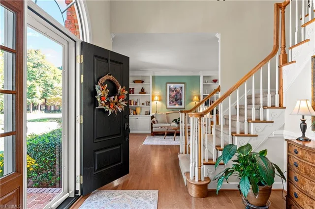 1870 Adare Drive, photo 5 of 40