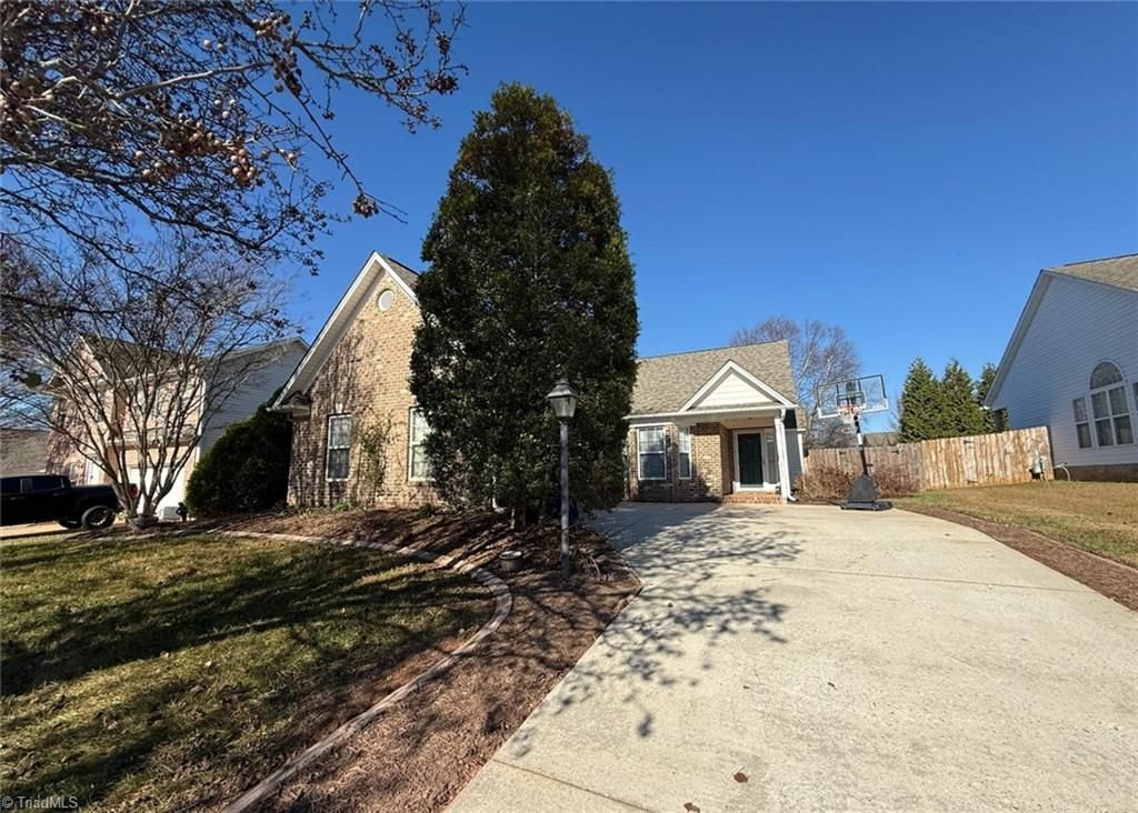 Photo of 3765 Field Sedge Drive, Winston-Salem, NC 27107 (MLS # 1203303)