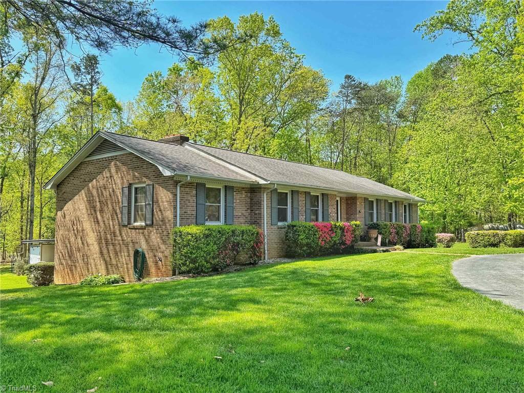109 Eldridge Lane, State Road, North Carolina image 4