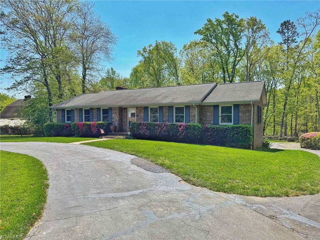 109 Eldridge Lane, State Road, North Carolina image 1