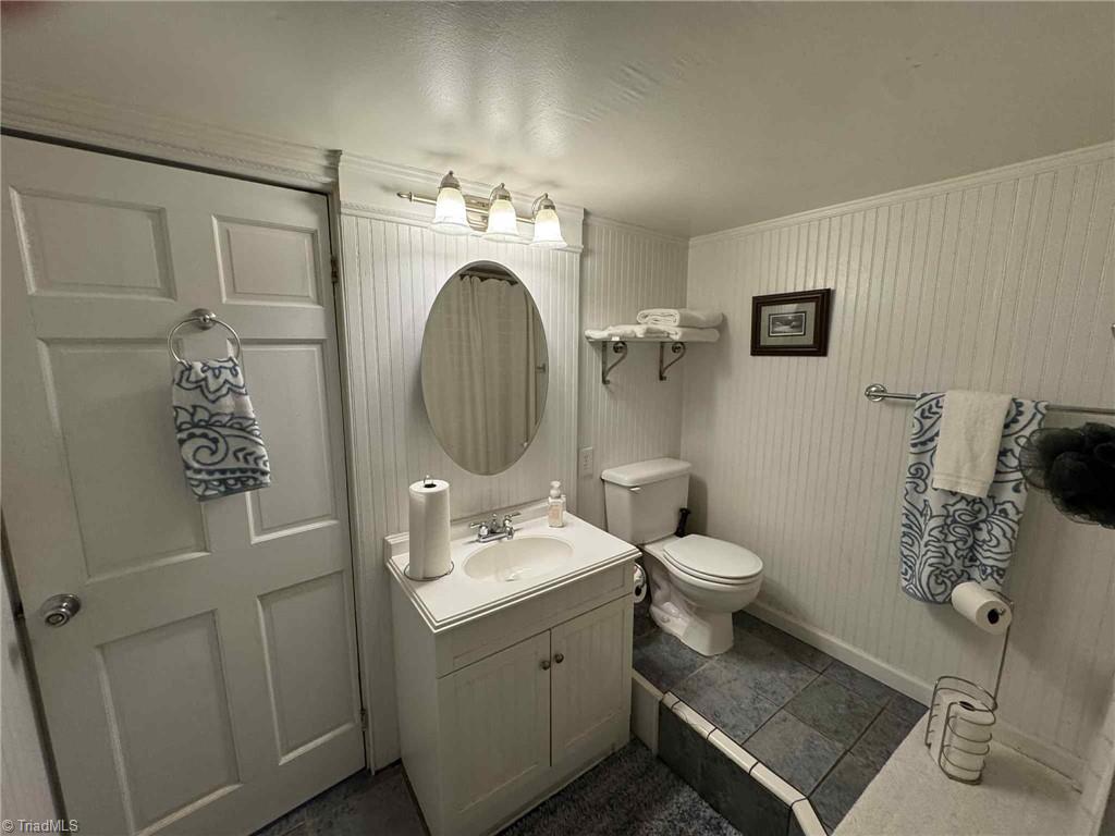 109 Eldridge Lane, State Road, North Carolina image 27