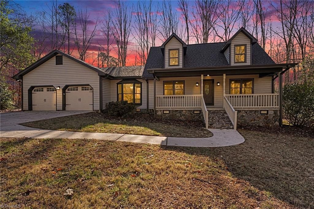 Photo of 2919 Shaw Street, Asheboro, NC 27205 (MLS # 1207251)