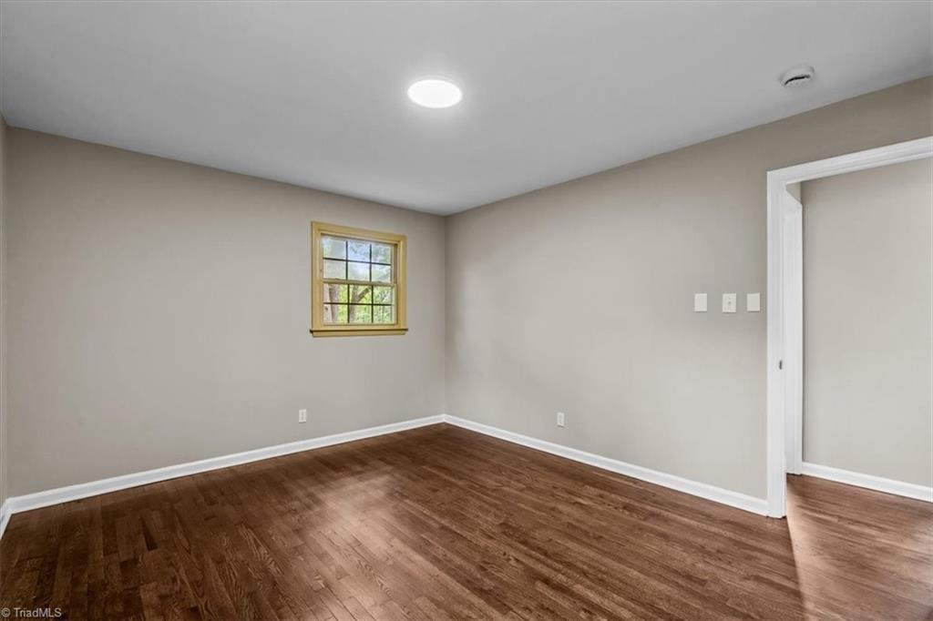 2304 Glenhaven Drive, Greensboro, North Carolina image 17