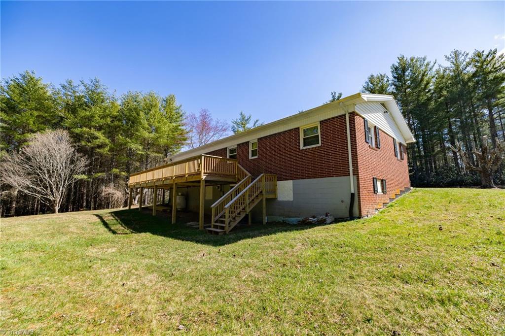 627 Saddle Mountain Church Road, Ennice, North Carolina image 7