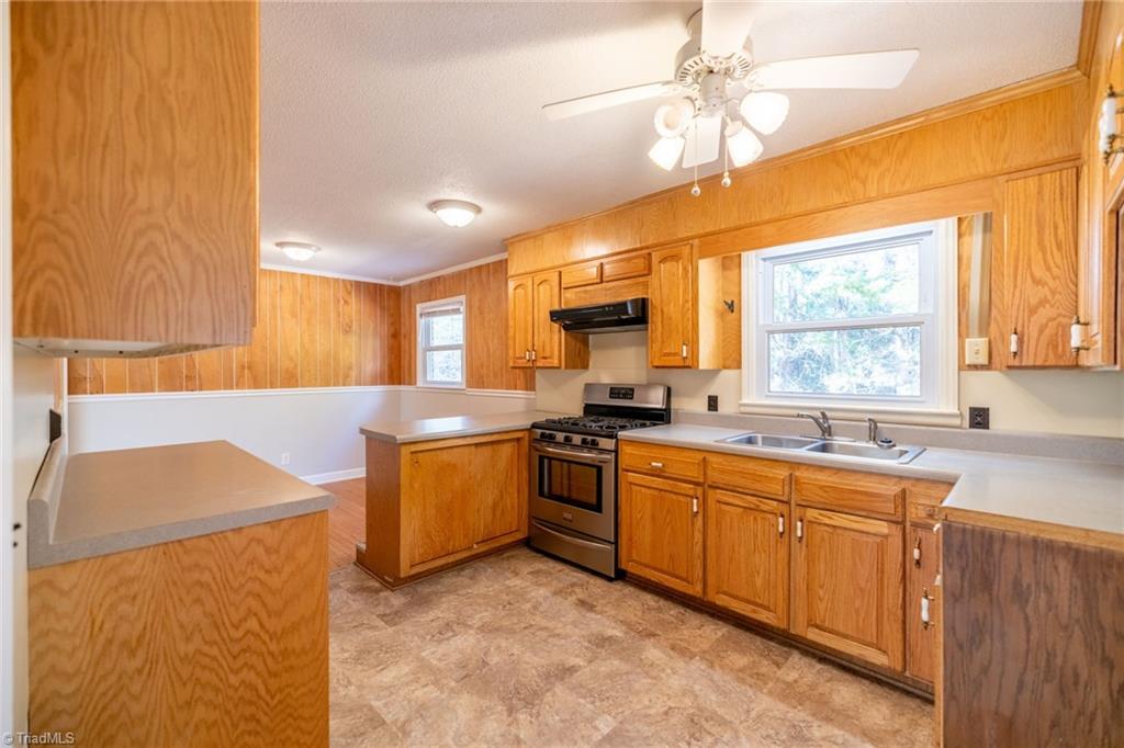 627 Saddle Mountain Church Road, Ennice, North Carolina image 27