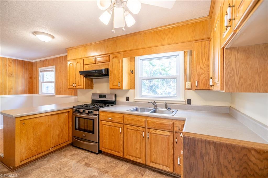 627 Saddle Mountain Church Road, Ennice, North Carolina image 29
