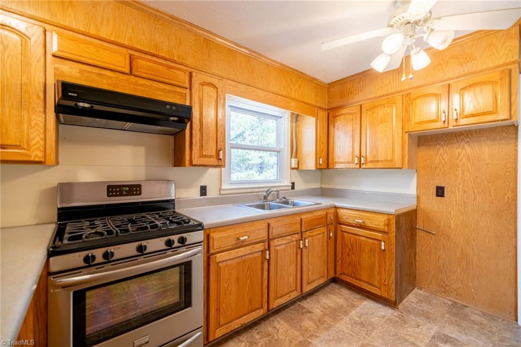 627 Saddle Mountain Church Road, Ennice, North Carolina image 34
