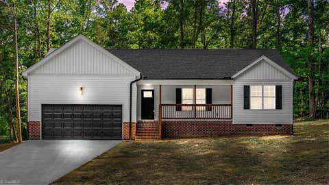 Homes For Sale - 4007 Village Drive<br/> Trinity, NC 27370